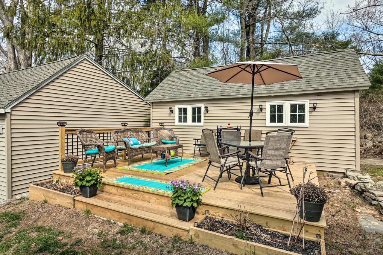 Remodeled Farmhouse In Waterford Near 2 Beaches! Экстерьер фото