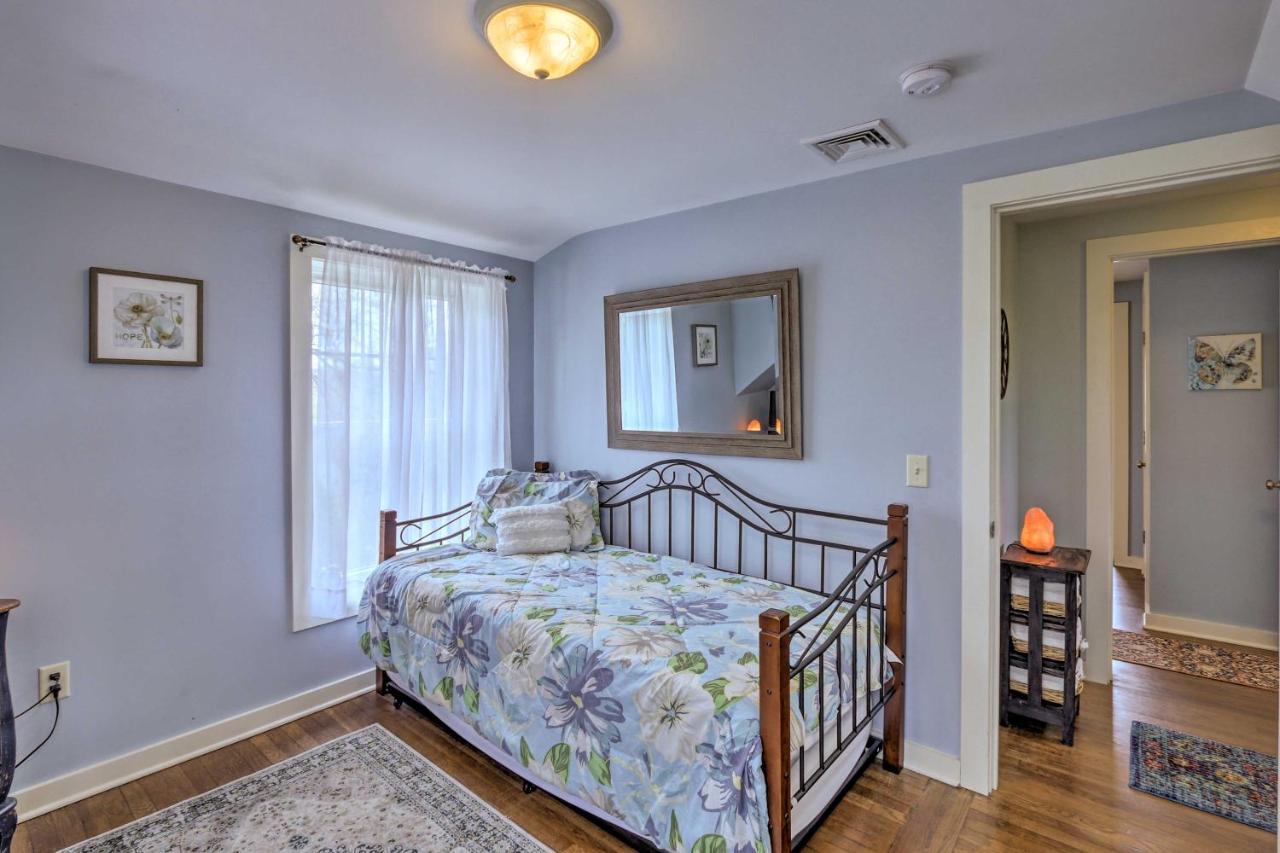 Remodeled Farmhouse In Waterford Near 2 Beaches! Экстерьер фото