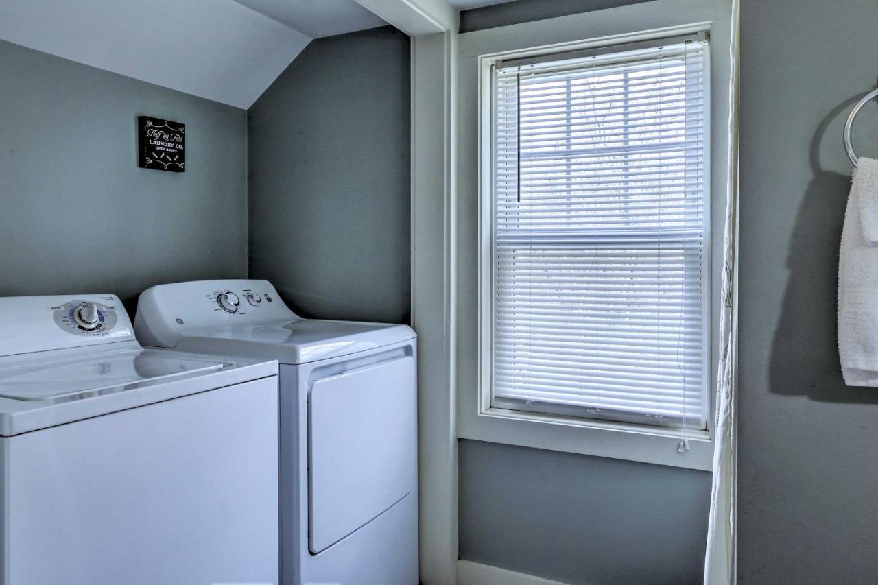 Remodeled Farmhouse In Waterford Near 2 Beaches! Экстерьер фото